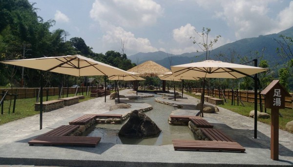 ▲宝来花赏温泉公园。(图/翻摄自《高雄旅游网》)