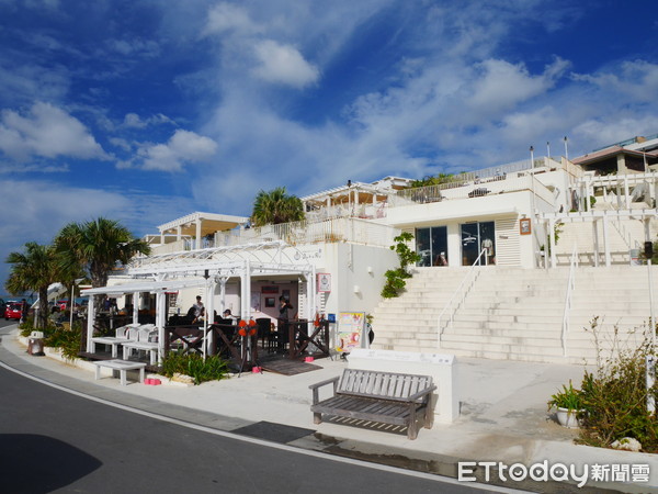 ▲冲绳濑长岛 Umikaji Terrace 。(图/记者彭怀玉摄)