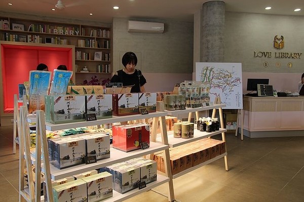 ▲嘉义旺莱山-爱情大草原。(图/爱比妞提供)