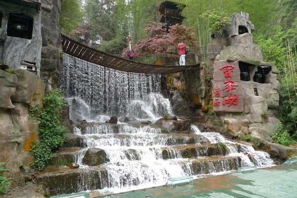 ▲吃素也能玩透透!凤凰旅游大陆素食团11月起开卖。(图/凤凰旅游提供)