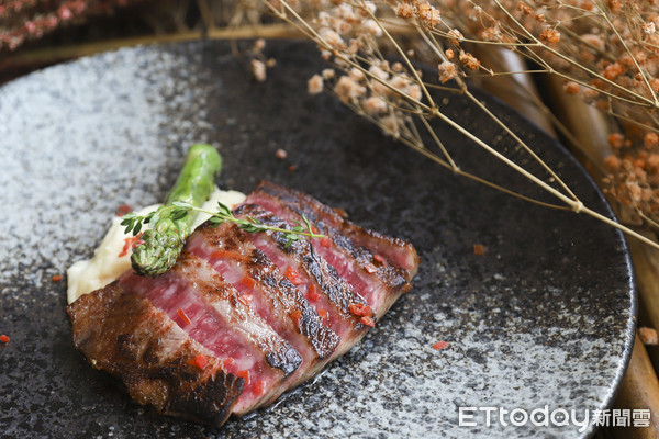 ▲大直典华的丰FOOD从11月16日至11月30日推出和牛套餐。（图／丰FOOD提供）