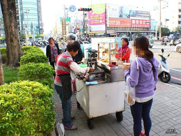 台南路边鸡蛋糕。(图/台南先生提供)