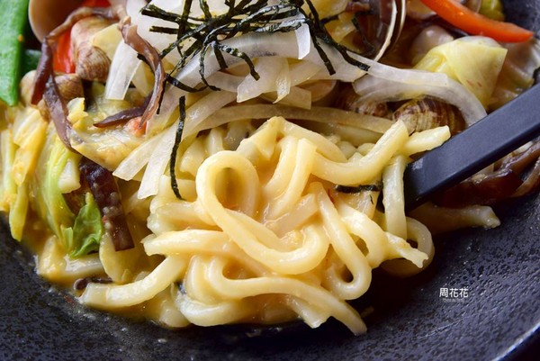 ▲赏吉圆定食串炸串烧居酒屋。（图／周花花提供）