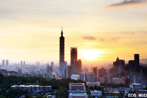 ▲台北101夜景虎山峰。(图/小白鲸摄)