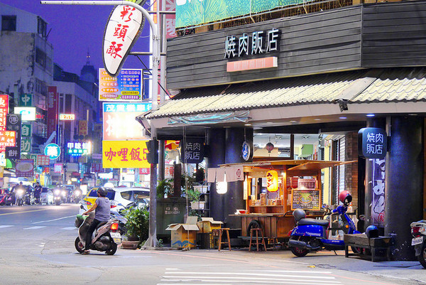 有V碗喙抢?妗＃ㄍ迹?僮庸钒?蕴牵? /></p>
<p><br />
<strong><span style=