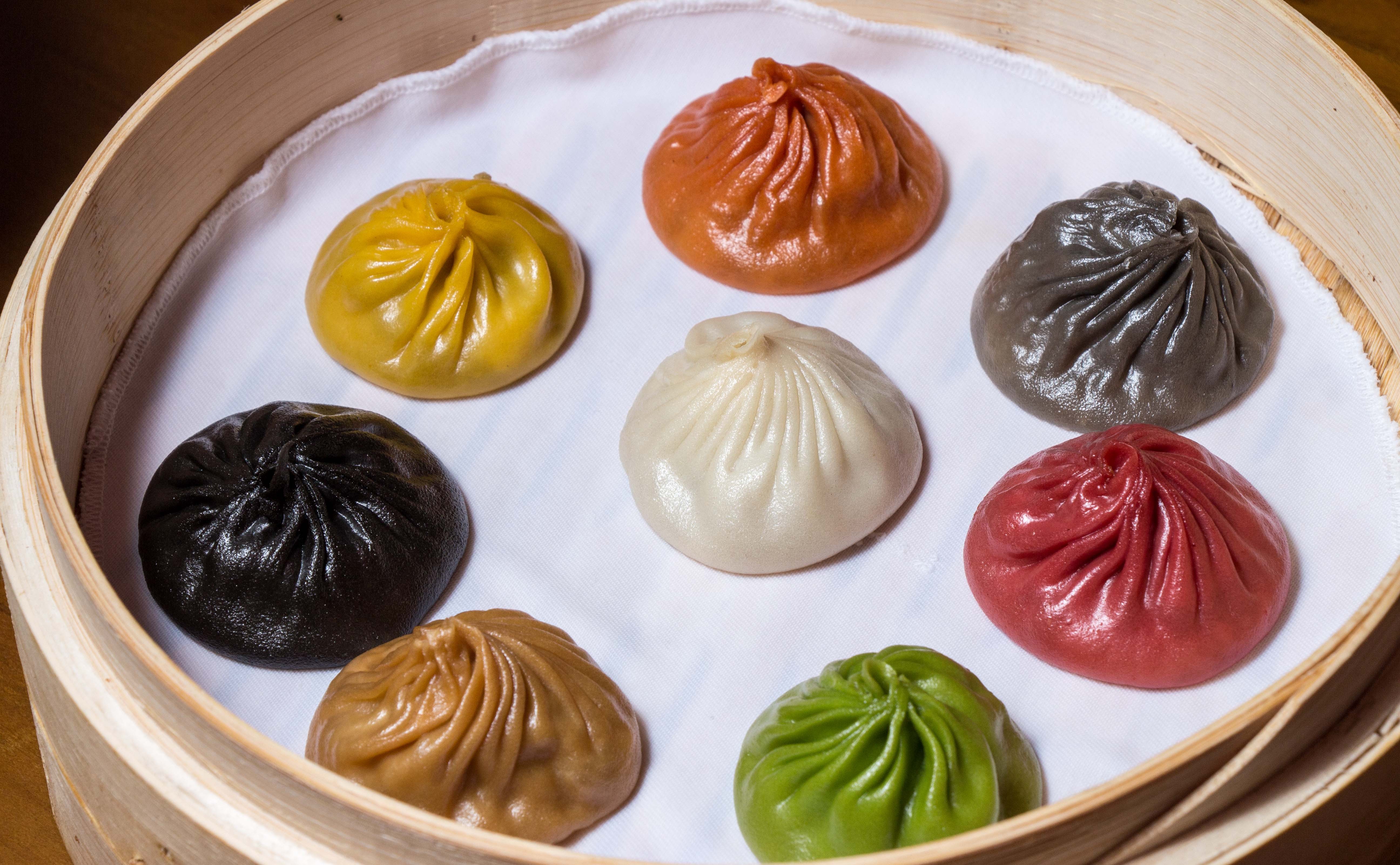 乐天皇朝,小笼包,八色小笼包。(图/黄士原摄)