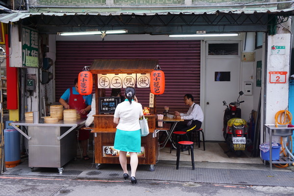 士林美]街小笼包。（图／老K）