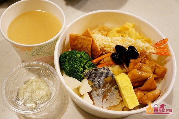 ▲高雄住宅区日式料理。(图/影子提供)