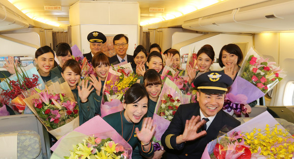 ▲长荣航空747-400客机21日完成香港-台北BR892航班飞航任务后,正式退役。(图/长荣航空提供)