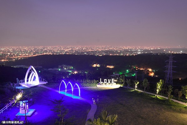 ▲桃竹苗夜景景点餐听。(图/满分的旅游札记提供)