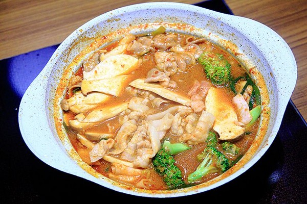 ▲から锅 Akakara ATT2号店。(图/萍子提供)