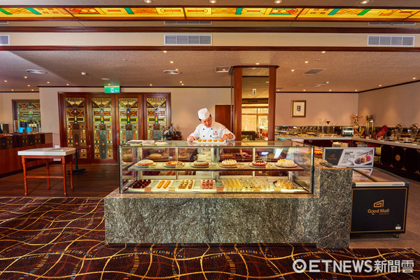 ▲%?台北福华大饭店的Buffet自助餐厅改名为“花园大道 Park Avenue”。(图/台北福华提供)