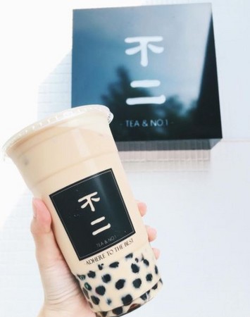 ▲高雄 不二茶饮。(图/IG@bonnieee.ccc提供,请勿任意翻摄以免侵权)