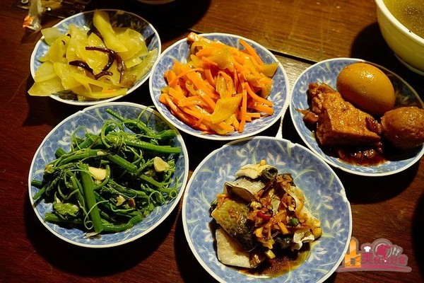 ▲三轮肉燥饭。(图/影子提供)