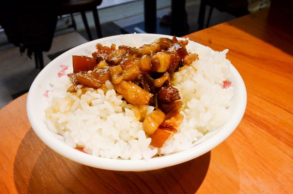 ▲台南市东区非主流温牛料理。（图／Sean提供）