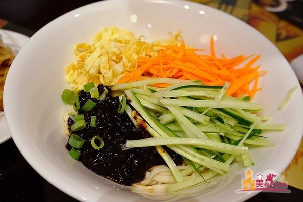 弄堂牛肉面。（图／影子）