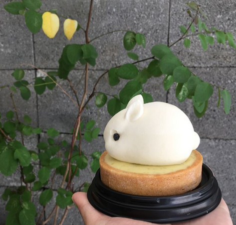 ▲%加tudio io design小珍珠奶茶千层、芋头西米露千层、小兔塔。(图/IG@chang2015_tainan提供,请勿随意翻拍,以免侵权。)