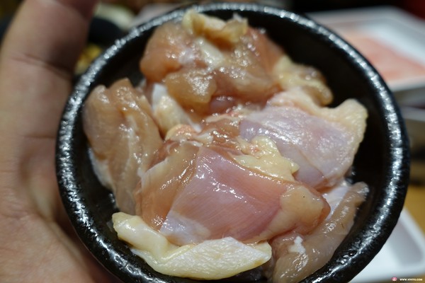 ▲桃园温野菜日式吃到饱涮涮锅。（图／Viviyu提供）
