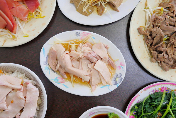 台中 顶吉古早味火鸡肉饭。（图／橘子狗爱吃糖提供）