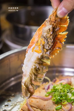 鲨嗑海鲜锅物。(图/虎丽笑嗨嗨)