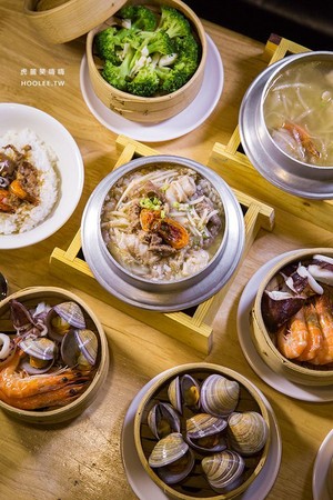 ▲小二月饭汤 高雄中华店。(图/虎丽笑嗨嗨提供)