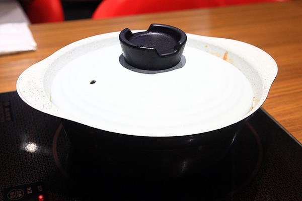 ▲から锅 Akakara ATT2号店。(图/萍子提供)