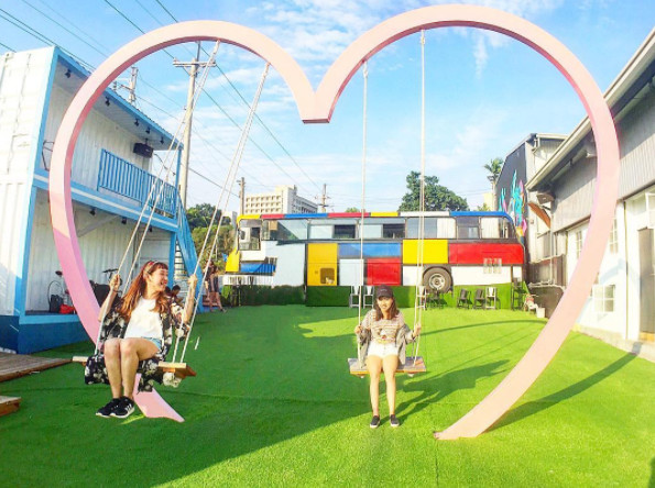 ▲沙鹿梦想街。(图／IG@hana_hsu33提供，请勿随意翻拍，以免侵权。）