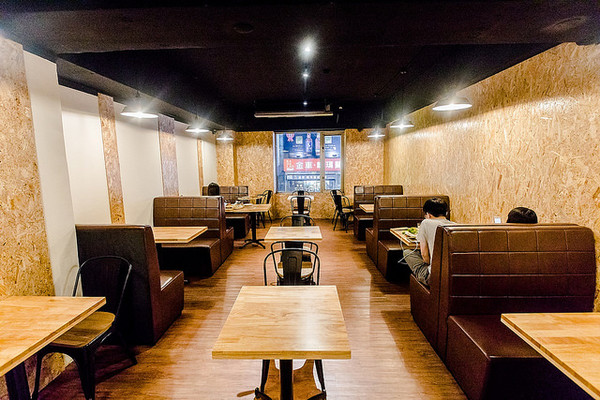 ▲永安市场站美食Pizza Doppio。(图/小虎食梦网提供)