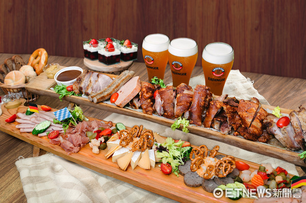 ▲德国啤酒节美食,A套餐:巴伐利亚乐园,狂热慕尼黑派对 。(图/记者黄士原摄)