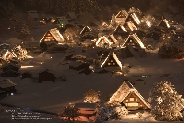 白川乡合掌村点灯（图／取自白川?(Shirakawa-go)粉丝专页）