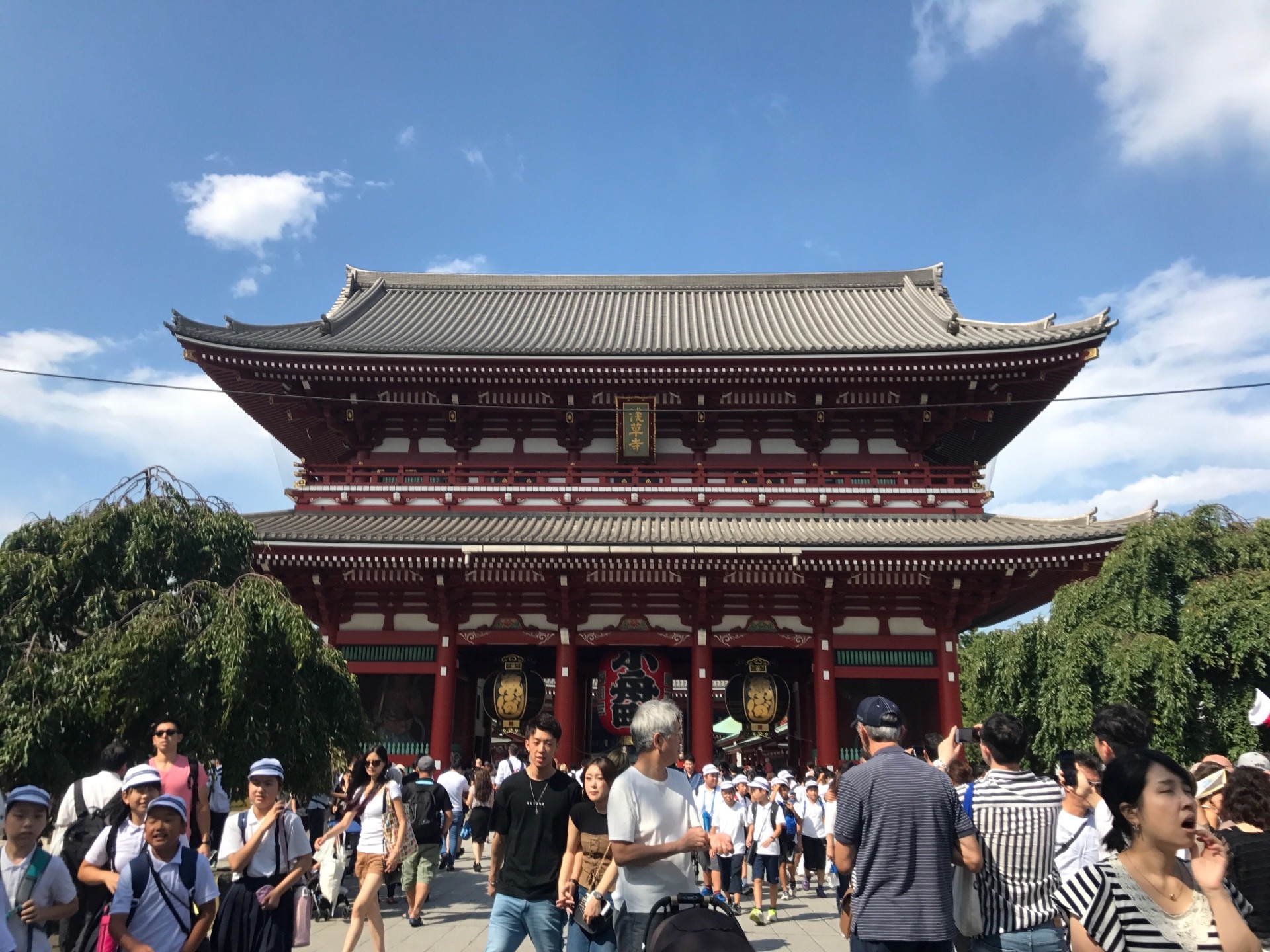 ▲%既毡粳东京,观光,旅游,浅草寺,雷门,陆客,旅行团。（图／实习记者袁茵摄）