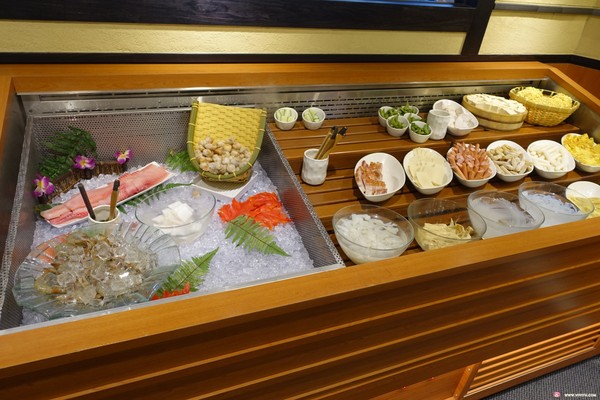▲桃园温野菜日式吃到饱涮涮锅。（图／Viviyu提供）