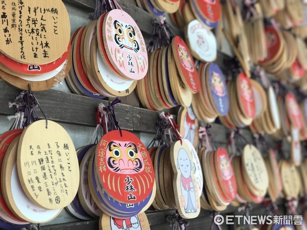 ▲日本群马县高崎-少林山达摩寺，是达摩不倒翁的故乡。（图／记者赖文萱摄）