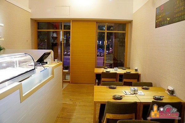 ▲高雄简约日式料理店。(图/影子提供)