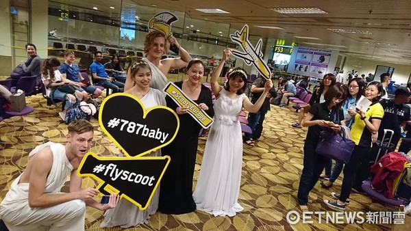 ▲%伎岷接coot首航希腊雅典。（图／记者李姿仪摄）