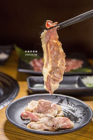 ▲万两炭火烧肉。（图／虎丽笑嗨嗨提供）