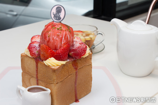 ▲%寄azzling cafe。杨秀蓉(Dazzling品牌总监)。（图／记者黄士原摄）