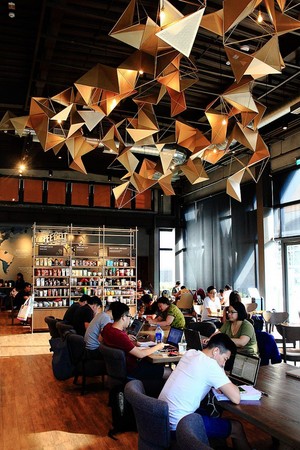 星巴克咖啡台中市政店。(图/萍子)