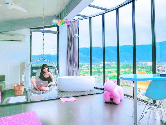 ▲湖漾189风格旅店。(图/IG@guochu0909提供,请勿随意翻拍,以免侵权。)