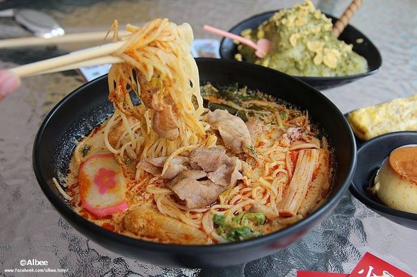 ▲小福袋著走美食。(图/爱比妞提供)