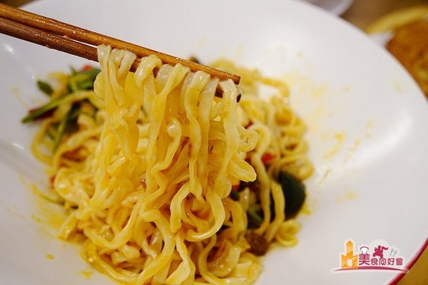 NoodleMix 礼面作。（图／影子）