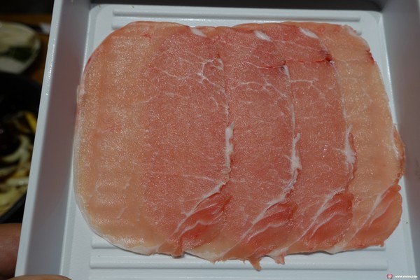 ▲桃园温野菜日式吃到饱涮涮锅。（图／Viviyu提供）
