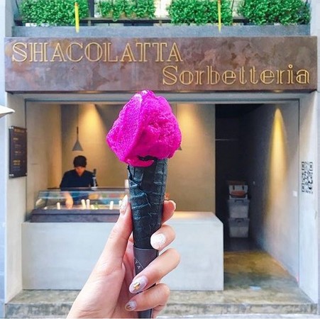 ▲台中义式冰淇淋 Shacolatta Sorbetteria。（图／IG@__ieat__提供，请勿任意翻摄以免侵权）https://www.instagram.com/__ieat__/