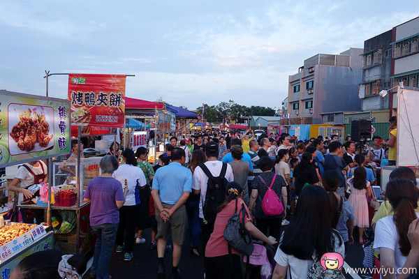 ▲龙潭观光夜市。(图/Viviyu提供)