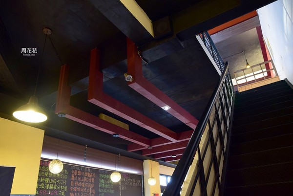 ▲赏吉圆定食串炸串烧居酒屋。（图／周花花提供）