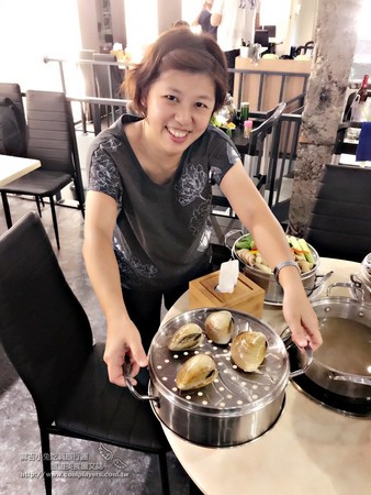 ▲板桥【蒸天下】蒸气火锅海鲜餐厅。（图／麻吉小兔提供）
