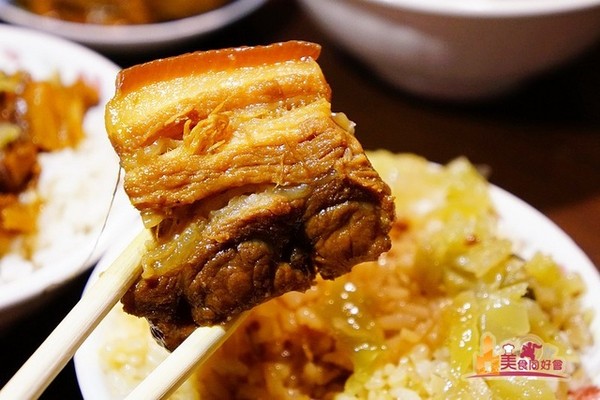 ▲三轮肉燥饭。(图/影子提供)