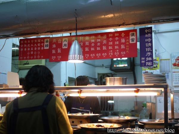 江川肉燥饭、候夜担仔面。(图/三高Sir)