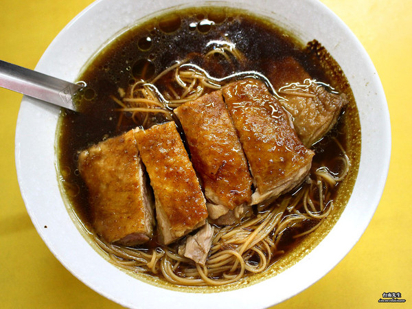 ▲台南秋冬进补热卖当归鸭。(图/台南先生提供。)