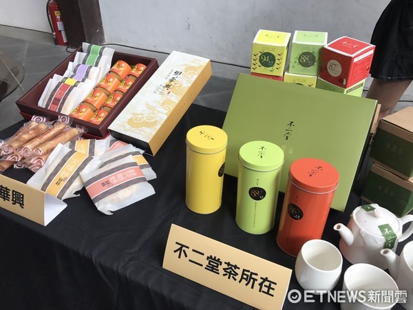 ▲观光局借问站，恺乐成2017年年度代言人。（图／记者赖文萱摄）